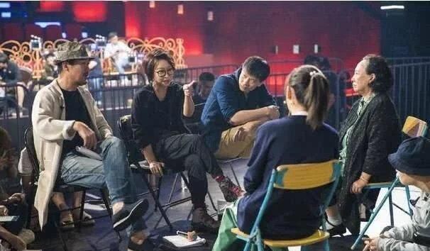  表演艺术|导师刘天池开表演艺术班，240节课收费15万，有人还嫌贵