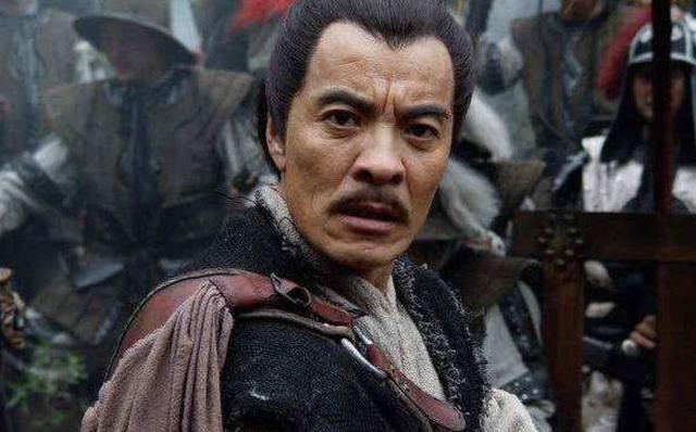 作出|为了挽救大明王朝,崇祯帝作出了许多努力,可惜越努力越悲催