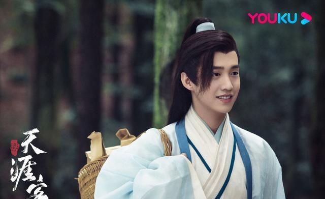 龚俊|《天涯客》新剧照，龚俊白衣俊美非凡，张哲瀚古装霸气绝了