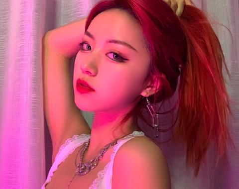  节目|艾比和刀小刀组女团，团名叫“九千万”，得知名字由来：也是没谁了