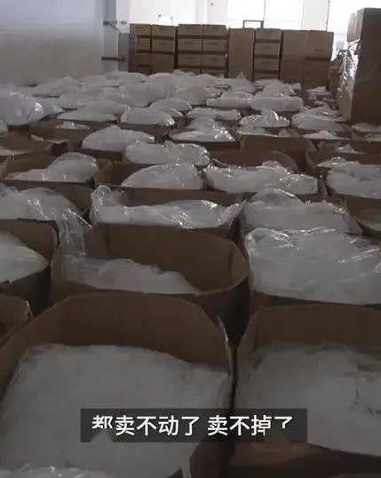  小伙|东莞小伙做口罩两个月亏1700万:有赚一亿的欲望 却只有一天的耐心