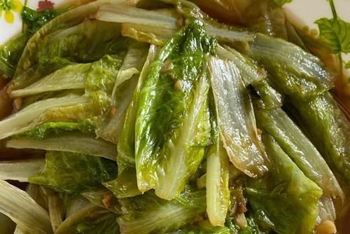  午餐|岳云鹏又晒午餐了，除了饺子都是素菜，这是准备减肥了吗？