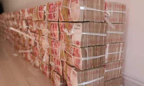  功效|深受老年人喜爱，女人也甘愿为它“掏钱”，市场规模已达2227亿