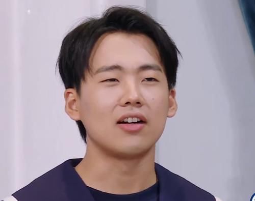  欧阳娜娜|郭麒麟团宠地位受威胁！嘉宾被冷落，他一句话化解情商高