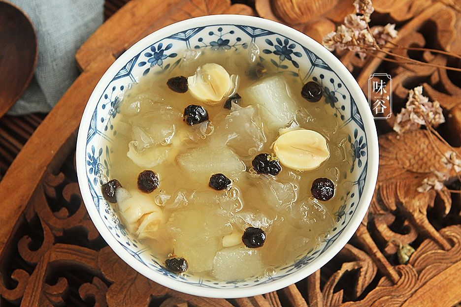  女人|立秋将至，女人再忙也要多喝它，软糯顺滑，满满胶质，越吃越美