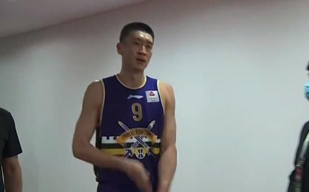  完胜|11投0中后孙悦很悲伤！婉拒记者采访失落离开，一人7中三分完胜他