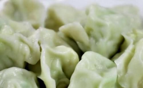  饺子|夏天，韭菜茴香靠边站，用它包饺子最香，3块钱1斤，我一周做2回
