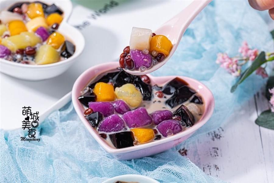  块钱|在家自制芋圆烧仙草奶茶，10块钱做3份，低糖低脂更健康