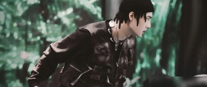  大秀|这就是街舞3，王一博队长大秀圈粉无数，浅谈一波王炸丛林豹子！