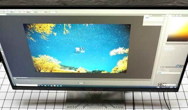  气质|做一个有气质的显示器：联想Q27q故宫文创版赏析