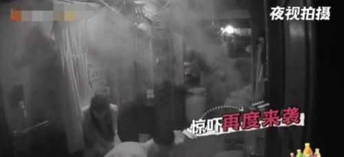  恐怖|杨幂说闭上眼睛就不会害怕，谁注意邓伦说了啥，还是男人吗？