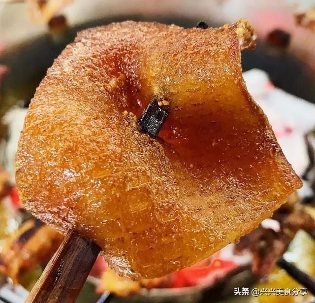 猪皮|烤猪皮,你吃过吗?烤的滋滋流油,软糯香滑,你不馋么,上教程