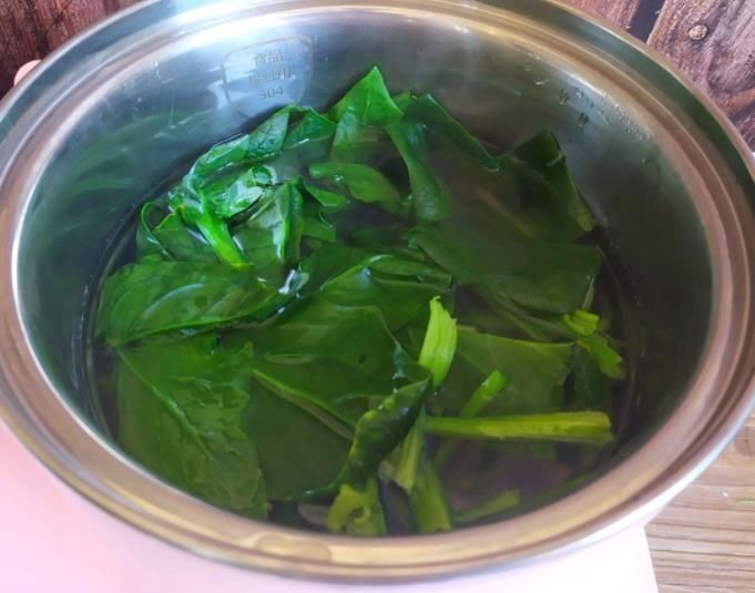 简单|天热没食欲就吃它,一看就很清爽,简单易做,一天吃三次也不腻