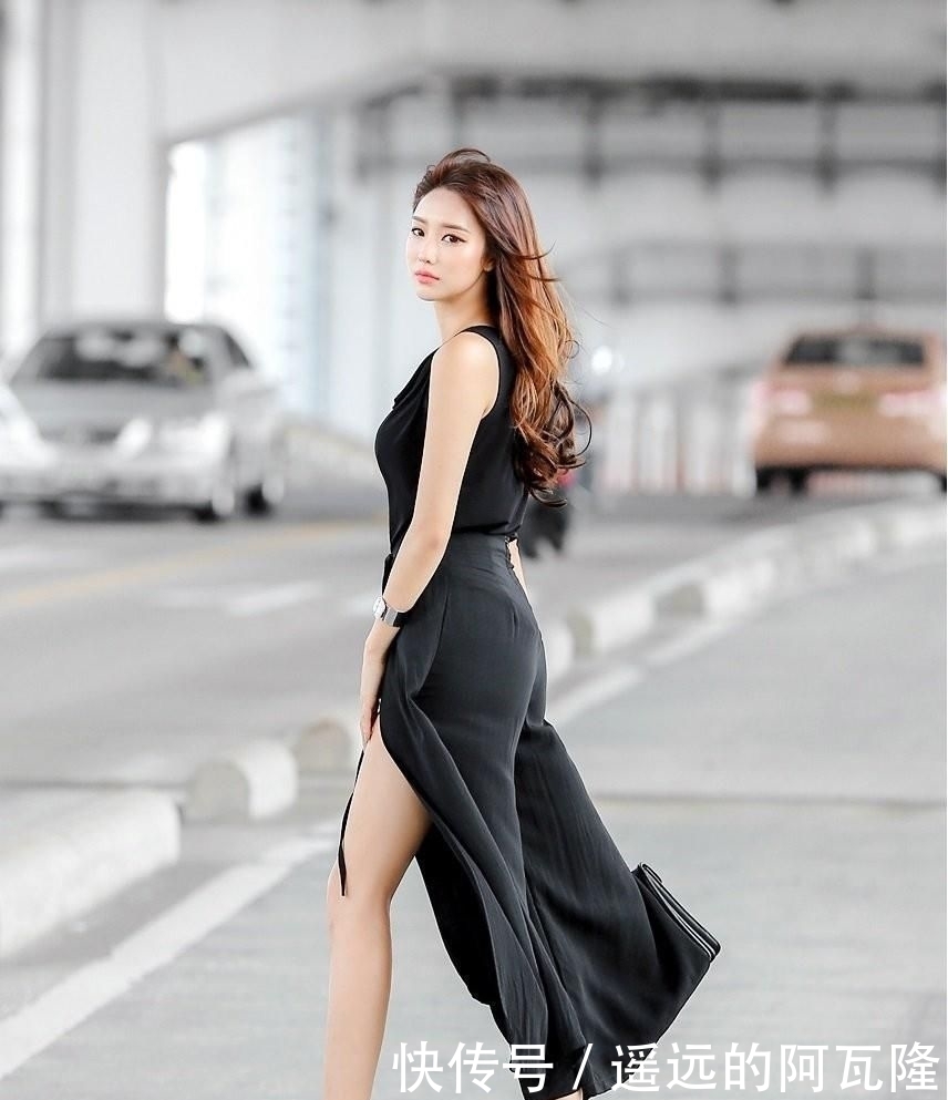  长裙|黑色长裙飘逸显神采，好身材简单搭配也显得好看