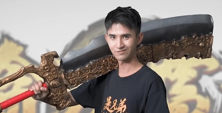 战神|老东家和B站闹翻后,“歪嘴战神”却跑去代言《贪玩蓝月》了?