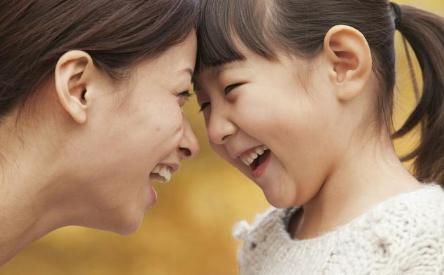 父母|小时候被嘲笑将来掏大粪，长大了还铭记在心，妈妈却怪孩子太记仇