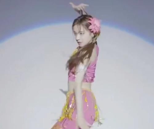  感到|宋雨琦背后的努力让人感到心酸，难怪她能成为跑男常驻嘉宾！