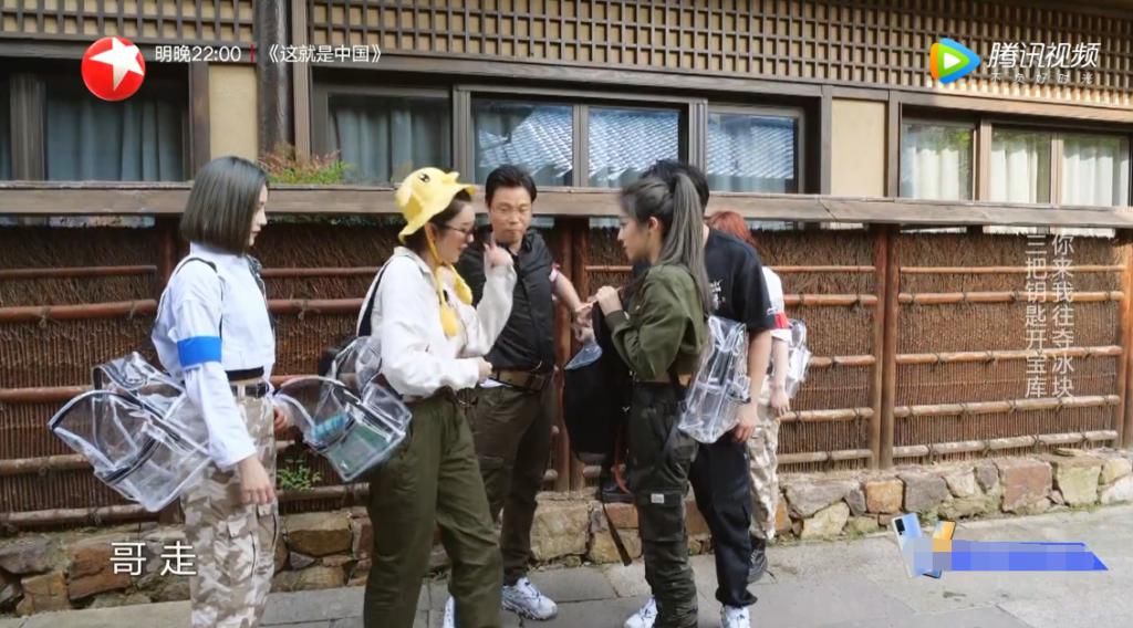  极限挑战|《极挑6》最热女团助阵收官，唯独邓伦态度冷漠？人气小生的自觉