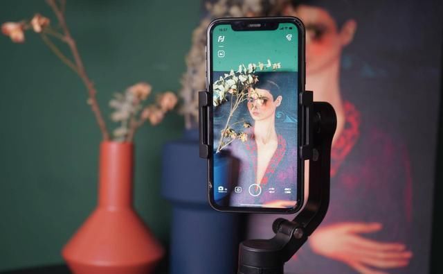  拍出|稳定器越贵越好？飞宇稳定器，低成本玩大动作，还能拍出电影效果