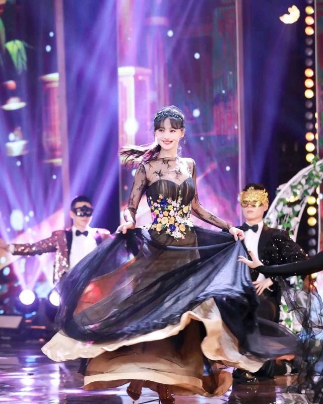  咖郑|连上八部综艺刷屏，影视咖郑爽这是要转型当综艺咖了？