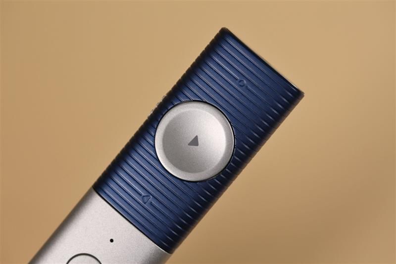  智能|演讲自带助手！讯飞智能演示器评测：语音+图文讲义一键生成