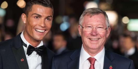 世界足坛|世界足坛现役第一人之争：马拉多纳选梅西，两任传奇主帅力挺C罗