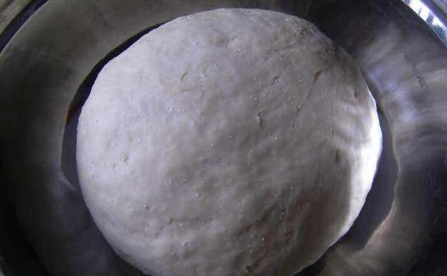  百吃|此面食我家一做就是2锅，皮薄馅大，鲜美多汁，家人都百吃不厌