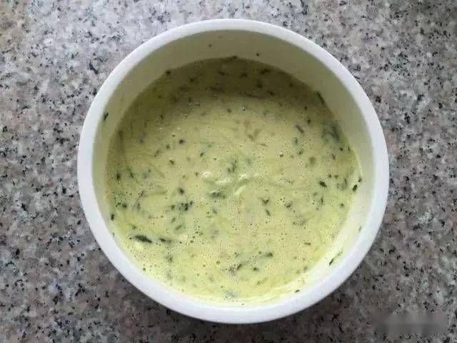  这款|这款小清新口味的鸡蛋饼，快手早餐就它啦！