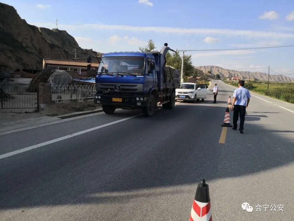  农村|会宁公安：头寨派出所开展农村道路交通违法查处