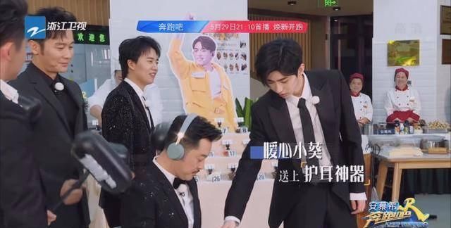  真名|原来“蔡徐坤”不是原名？当他的真名曝光后，网友直呼：幸亏改了