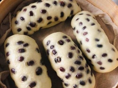  全家|我家红豆从不熬粥，添上一碗面粉上锅一蒸，好吃营养，全家吵着要