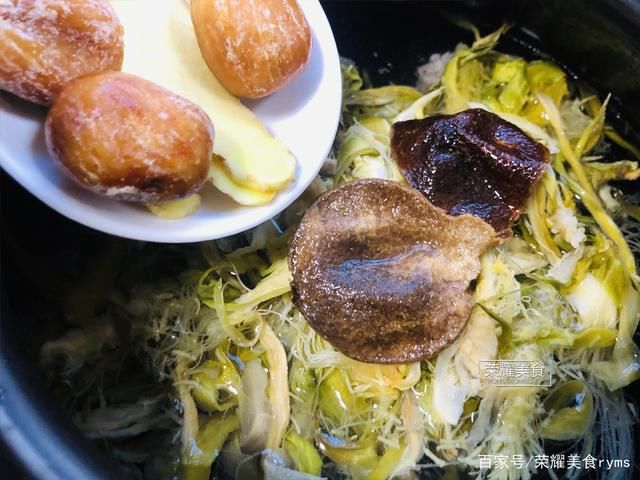  少不了|立秋后，汤水要多喝，一碗广式霸王花汤更是少不了，让它为你护航