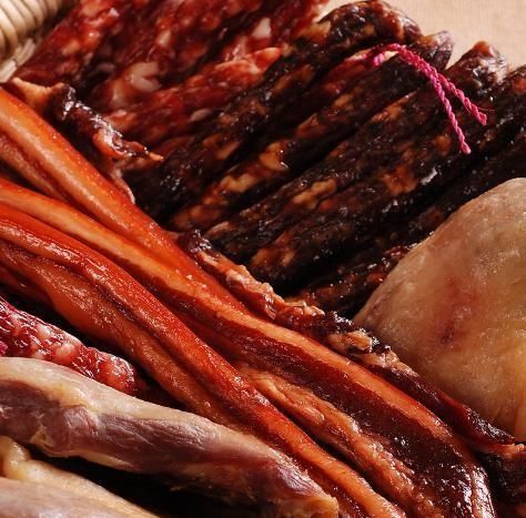 特别|腌腊肉只会放盐?这样东西不要少,放再久都没事吃着还特别香