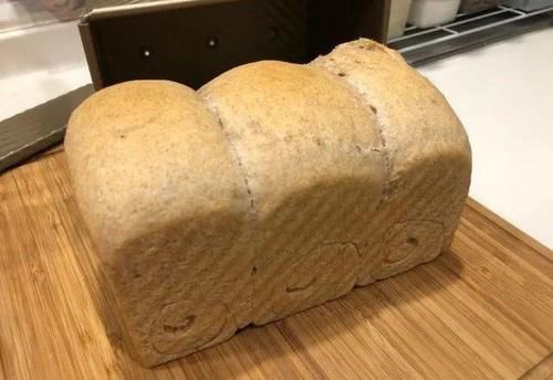 拉丝|教你做无油无糖低卡全麦吐司,超软拉丝,健身好搭档!