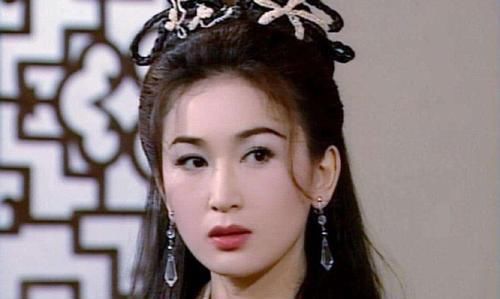  海外|温碧霞和富豪老公海外度假，同框照流出，网友：看着像两代人！