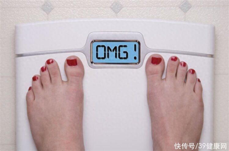维生素b6一旦缺乏有多可怕(维生素B6，一旦缺乏影响很大！警惕：皮肤出现2种异常，尽早补充)