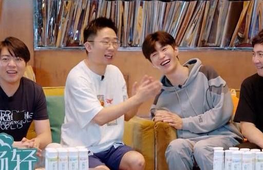  离场|刘敏涛为何泪目离场？贾玲一语惊醒梦中人！对真人秀节目敲响警钟