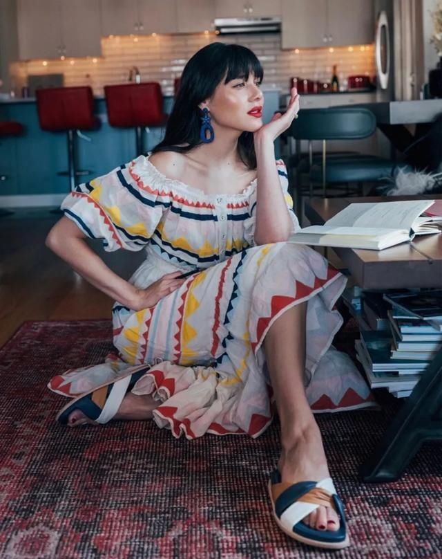 裙子|早秋最美的5条裙子，可以安排了