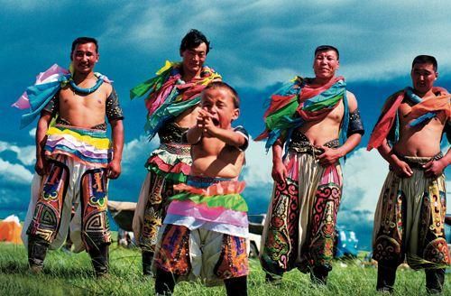  外蒙|外蒙游客怒斥：中国坚持了几千年的东西，我们到现在却坚持不了