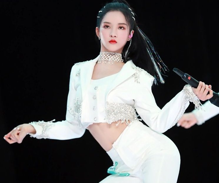  认定为|硬糖少女成员定位王艺瑾Vocal，刘些宁舞担，希林引争议，陈卓璇厉害