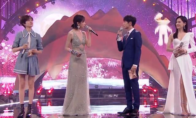  蔡徐坤|芒果台晚会收视还能这么低？万茜主持令人窒息，蔡徐坤压轴也没用