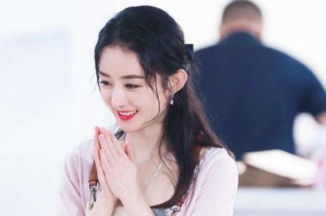 干活儿|《中餐厅》第一次正面播出赵丽颖洗碗镜头,粉丝抗议生效了!