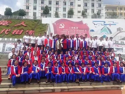 膏药|载誉而归!张桂梅的一句话,冲上热搜!