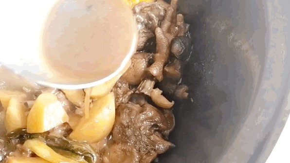 掉牙|铁锅炖,香掉牙没有256G的胃千万别来不扶墙出,算我输