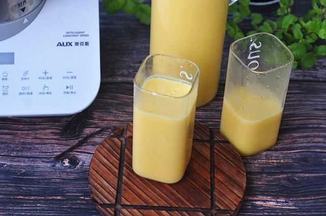  到底|饭店的玉米汁，丝滑浓稠太好喝？到底放了什么？小妙招全告诉你