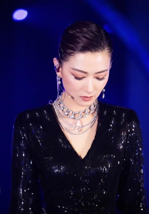  投票|姐姐二公观众喜欢度排名：前三名稳如泰山，孟佳倒数第一引争议