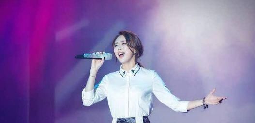  选择|她瞒着丈夫参加好声音，火了后却说自己单身？下台选择和丈夫离婚