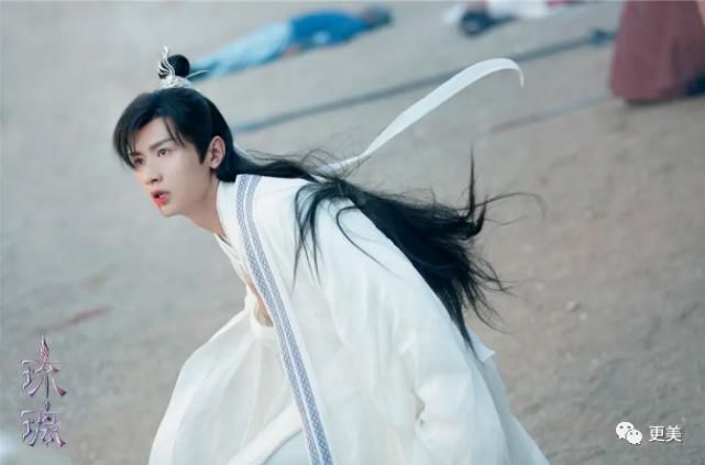  袁冰妍|一夜掉粉6W，吃完CP红利转身冷暴力女同事？刚火顶流要糊…