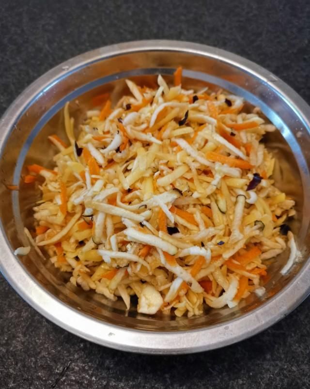 蔬菜|菜火烧的家常做法,几种蔬菜搭配,好吃营养,凉了也不硬。