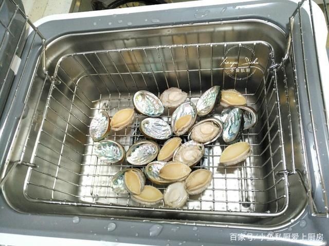 肥美|8月，这海鲜最肥美，1.99元一只，蒸一蒸就好，出锅香到流口水